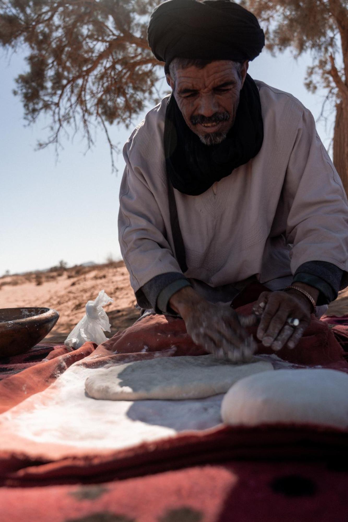 Royal Luxury Camp Hotel Merzouga Bagian luar foto