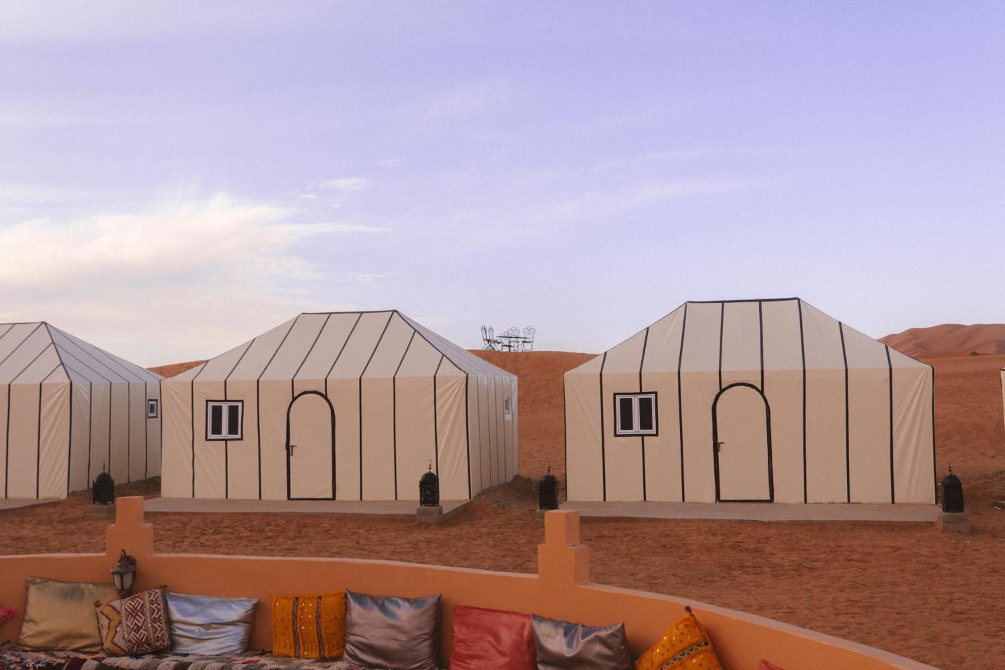 Royal Luxury Camp Hotel Merzouga Bagian luar foto
