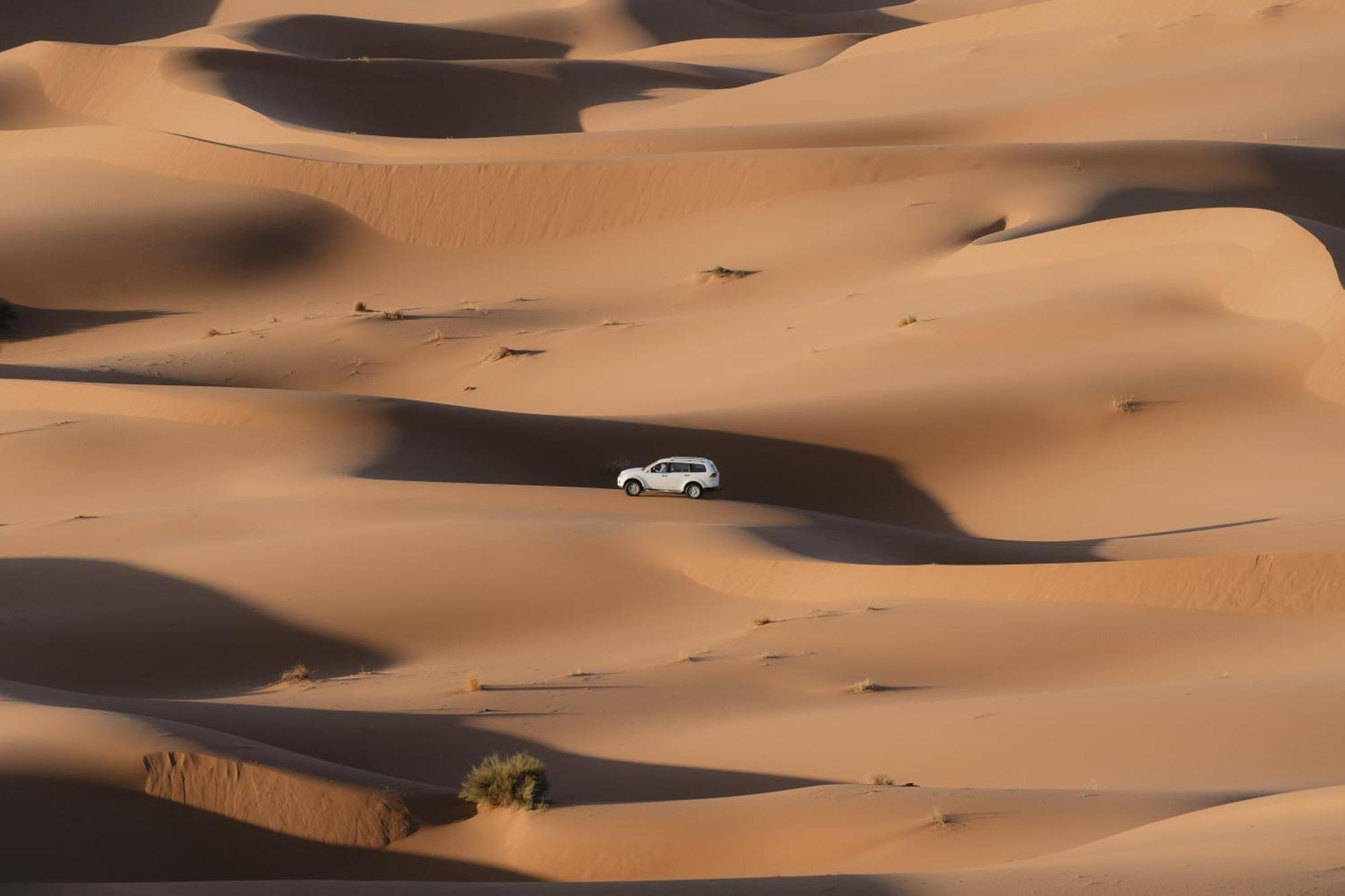 Royal Luxury Camp Hotel Merzouga Bagian luar foto