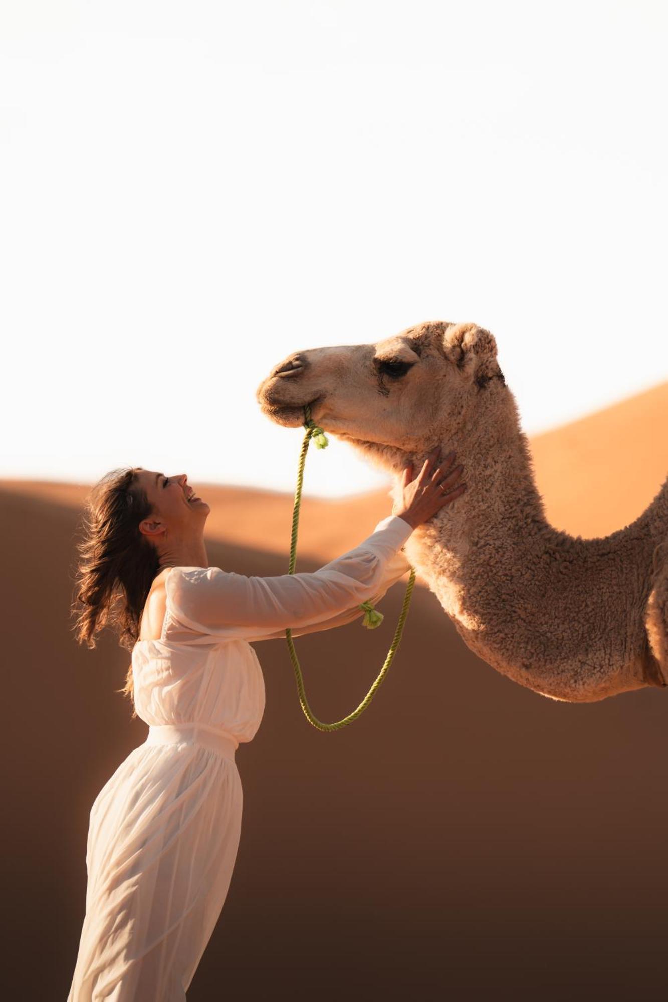 Royal Luxury Camp Hotel Merzouga Bagian luar foto