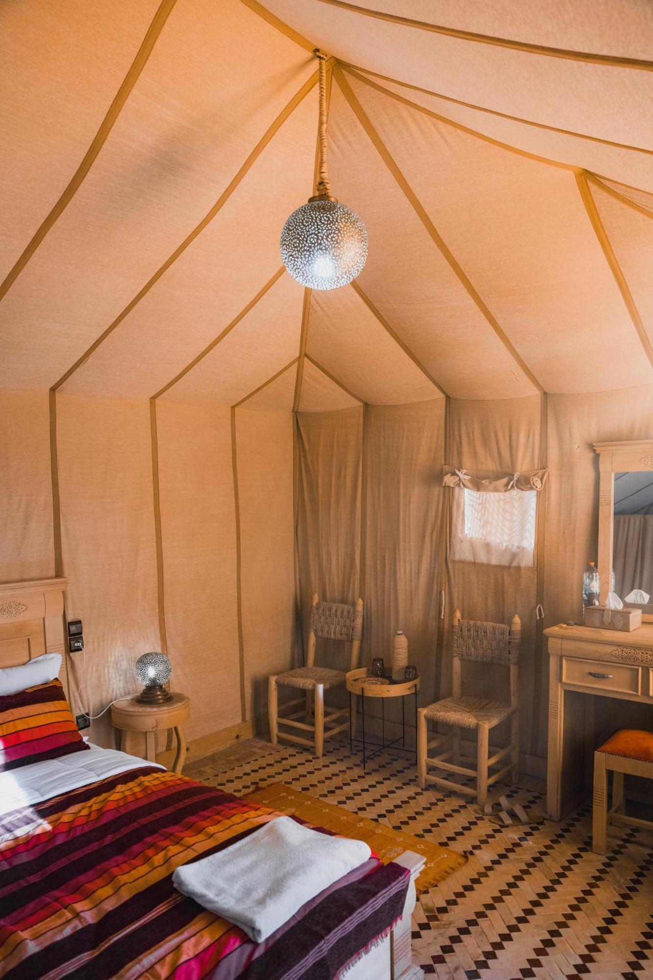 Royal Luxury Camp Hotel Merzouga Bagian luar foto