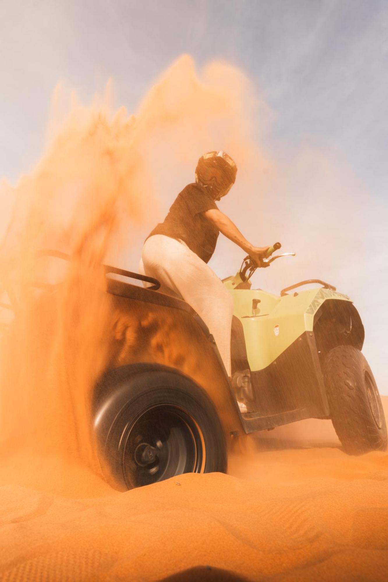 Royal Luxury Camp Hotel Merzouga Bagian luar foto